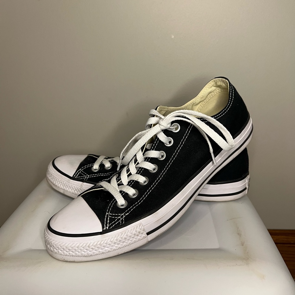 Black Converse
